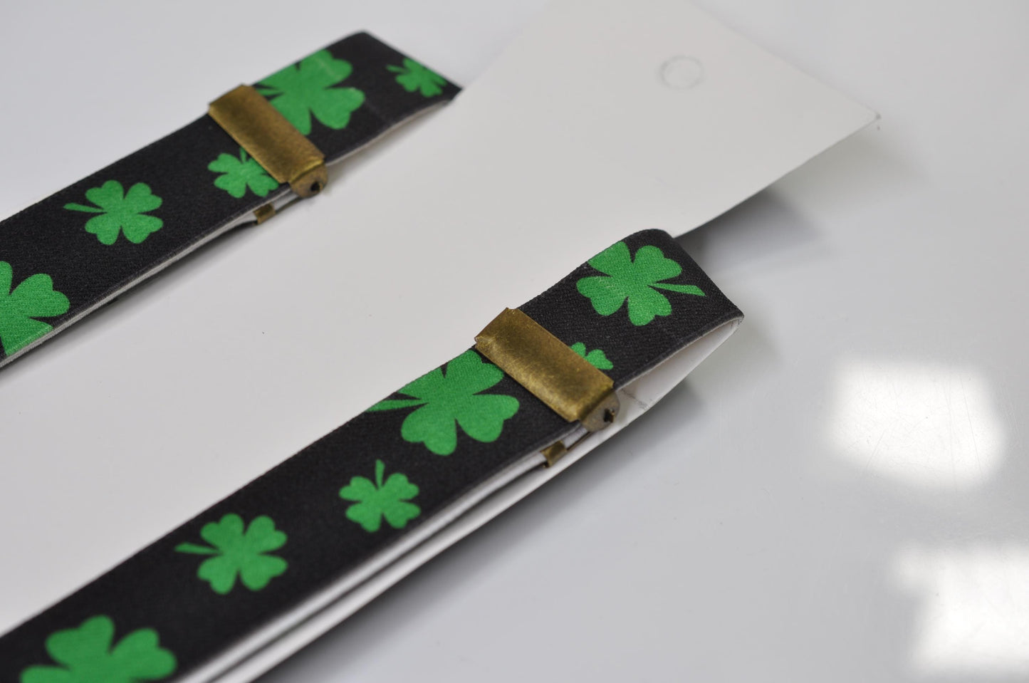Happy St Patrick’s Day Green Clover Four-leaf Clovers Bow tie + Black Suspenders Braces for Men / Youth / Boy Kids / Baby Infant Toddler