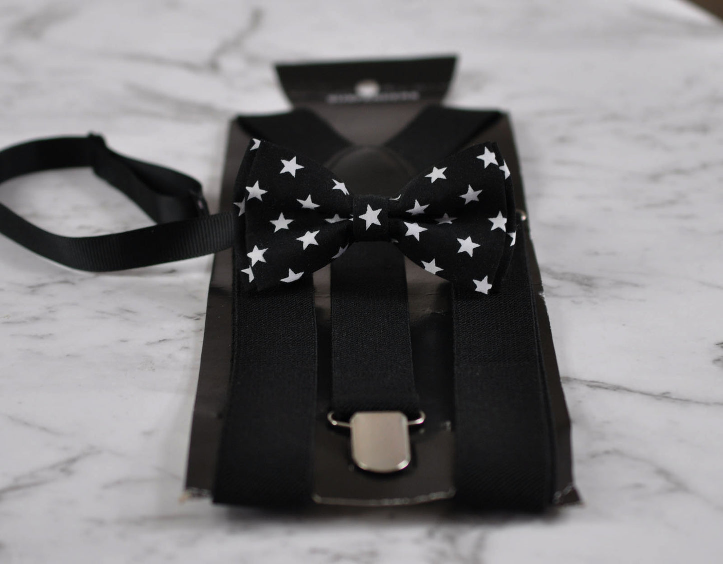 Boy Kids Baby Infant Black White Stars Pattern Cotton Bow Tie and Black Elastic Adjustable Suspenders Braces Sets Fits 1-6 Years Old