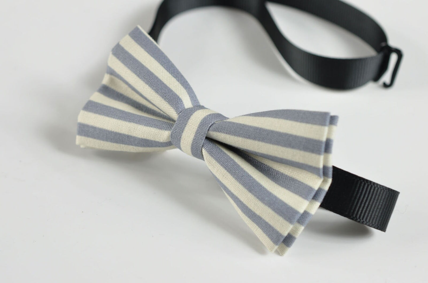 Boy Kids Page Boy ELEMENTS STRIPE GREY Stripes Pattern Cotton Bow Tie + Grey Solid Suspenders Braces Set Fits 1-6 Years Old Wedding Party