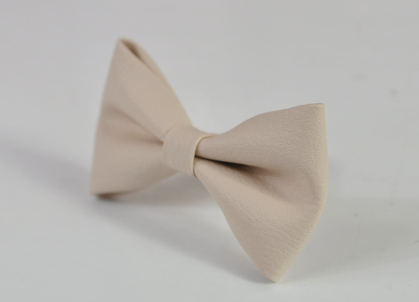 Cream White Pearl White Faux Leather Pre tied Bow tie Bowtie for Men Adult / Youth Teenage / Boy Kids / Baby Infant Toddler