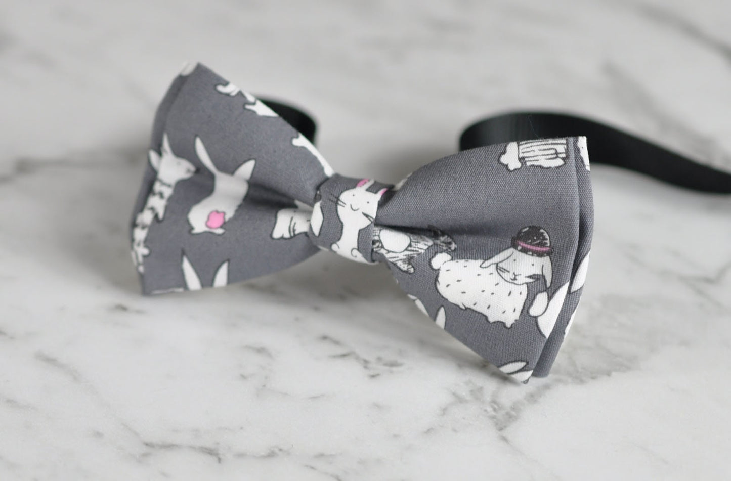 Boy Kids Baby Infants Children Rabbits Bunny bunnies 100% Cotton Easter GRAY GREY Bow Tie Bowtie 1-6 Years Old Wedding Party