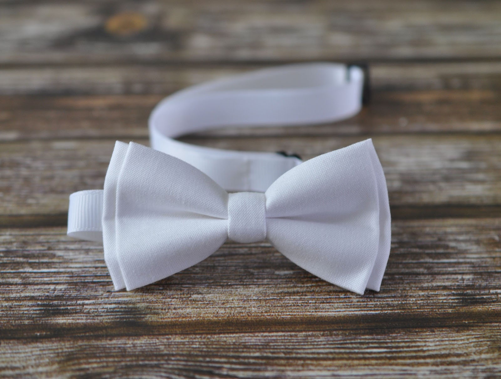 White Clip-on Braces Elastic Suspenders + 100% Cotton White Solid Bowtie Bow Ties for Baby Infant / Boy Kids / Youth Teenage / Men Adult