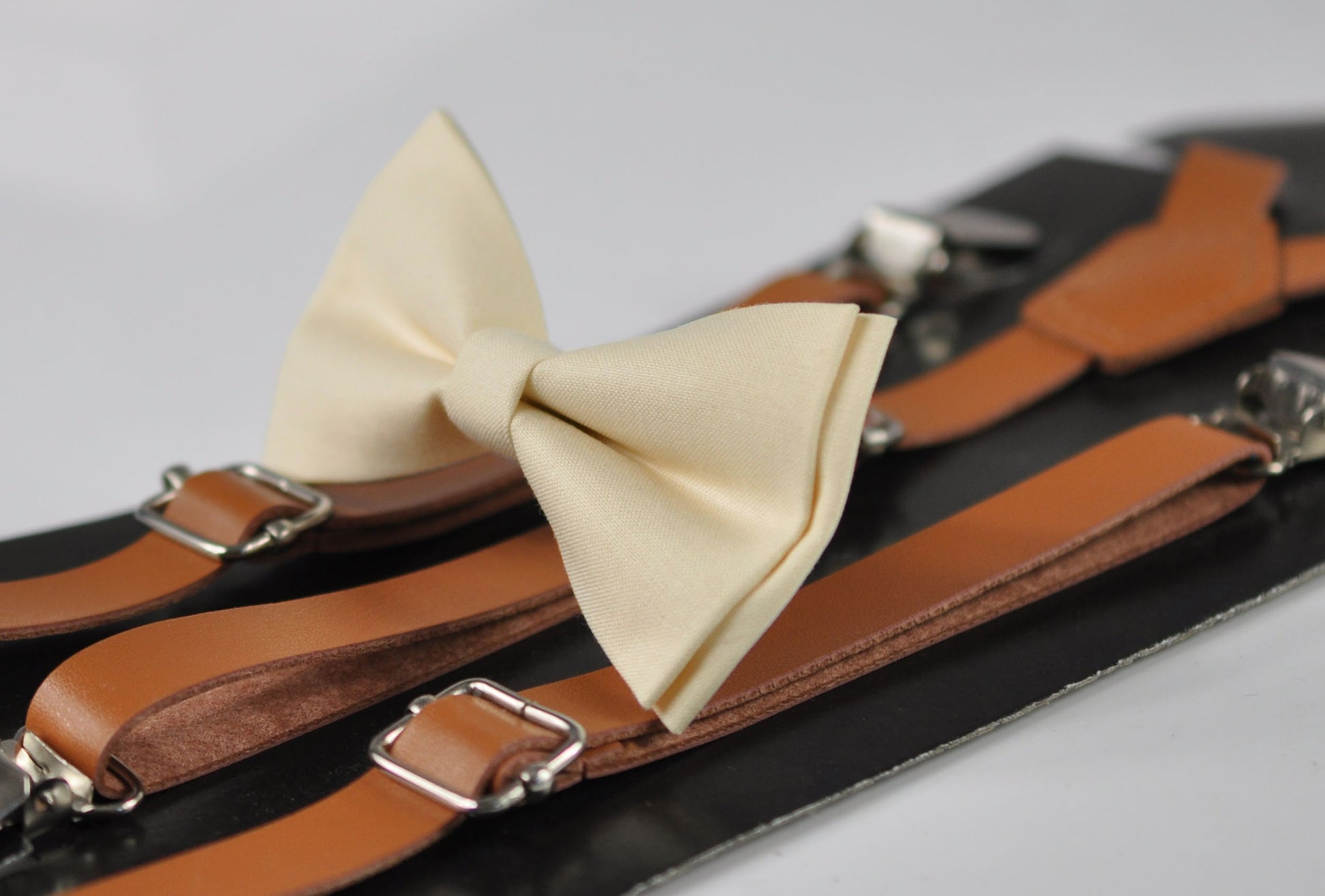 Off-White Ivory Cream Cotton Bow tie + Tan Brown Faux Leather Skinny Suspenders Braces For Youth Teenage / Boy Kids / Baby Infant Toddler