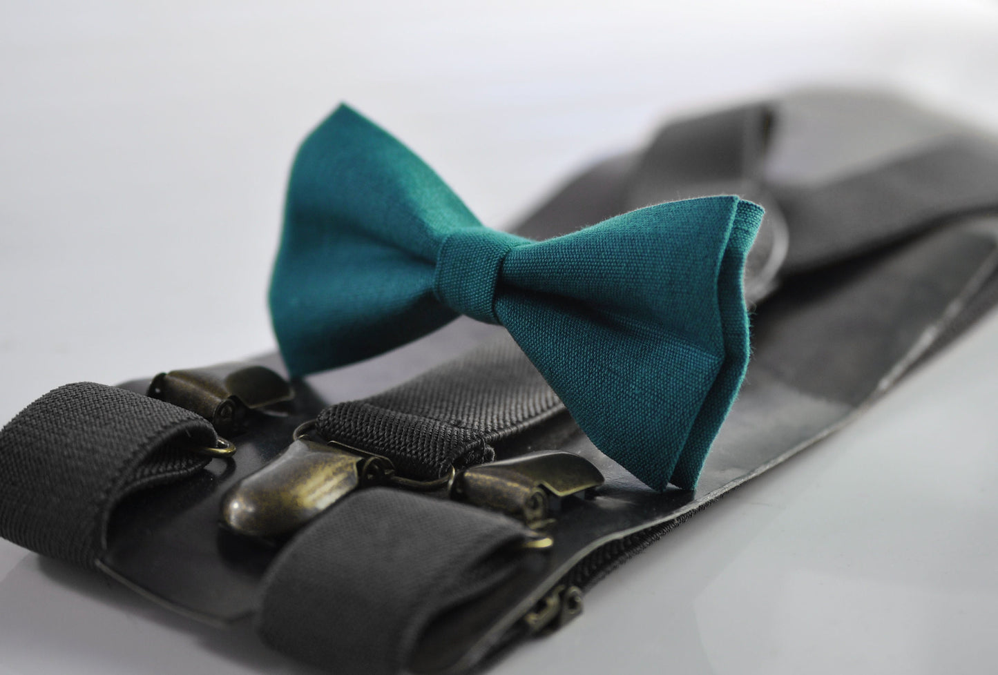 Turquoise Teal Blue Linen Bow tie Bowtie + BLACK Elastic Suspenders Braces for Men / Youth Teenage/ Boys Kids / Baby Infant Toddler