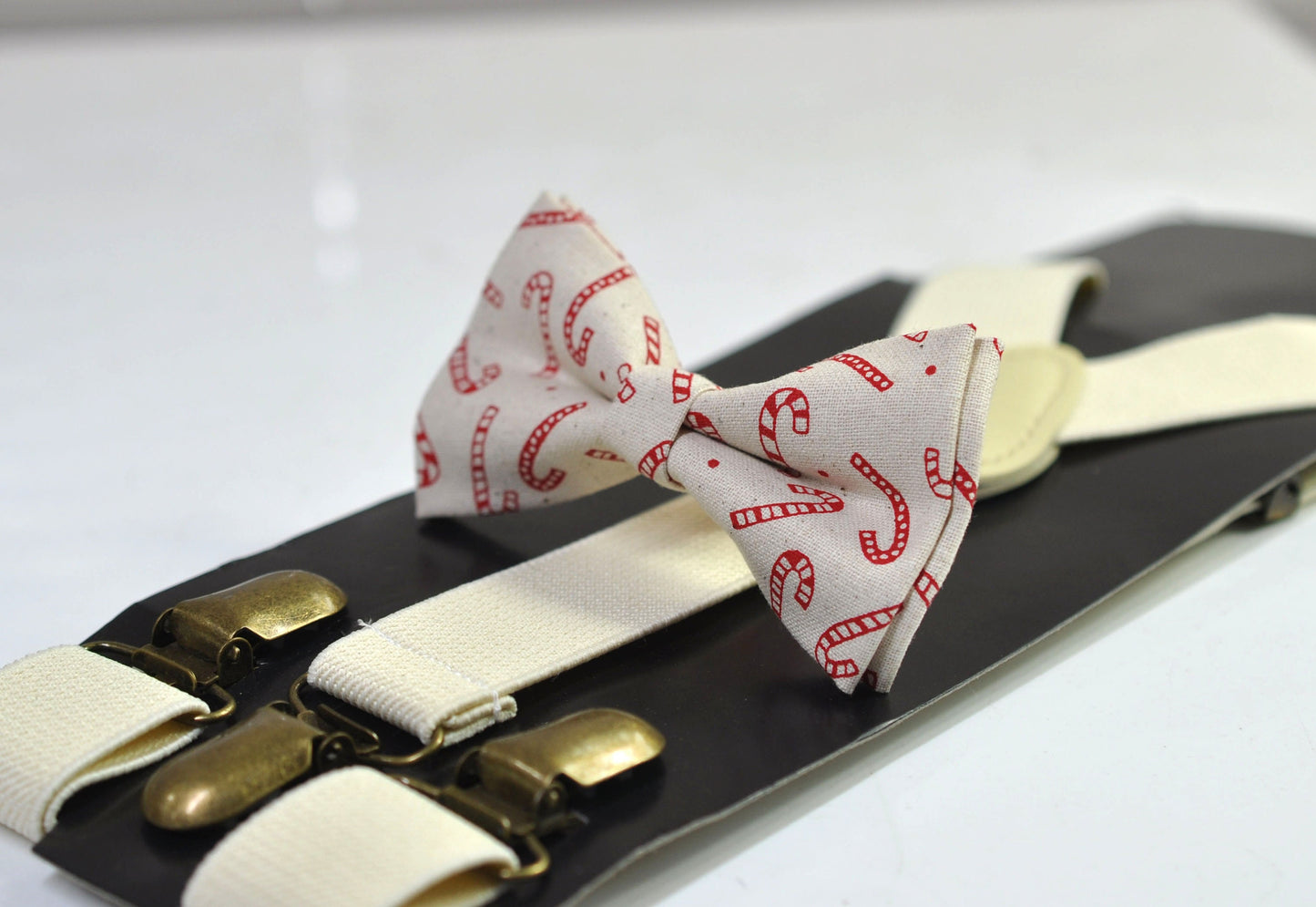 Candy Cane Canes Stick Christmas Xmas Cotton Bow tie Bowtie + Ivory Cream Suspenders Braces for Men / Youth/ Boys Kids / Baby Infant Toddler