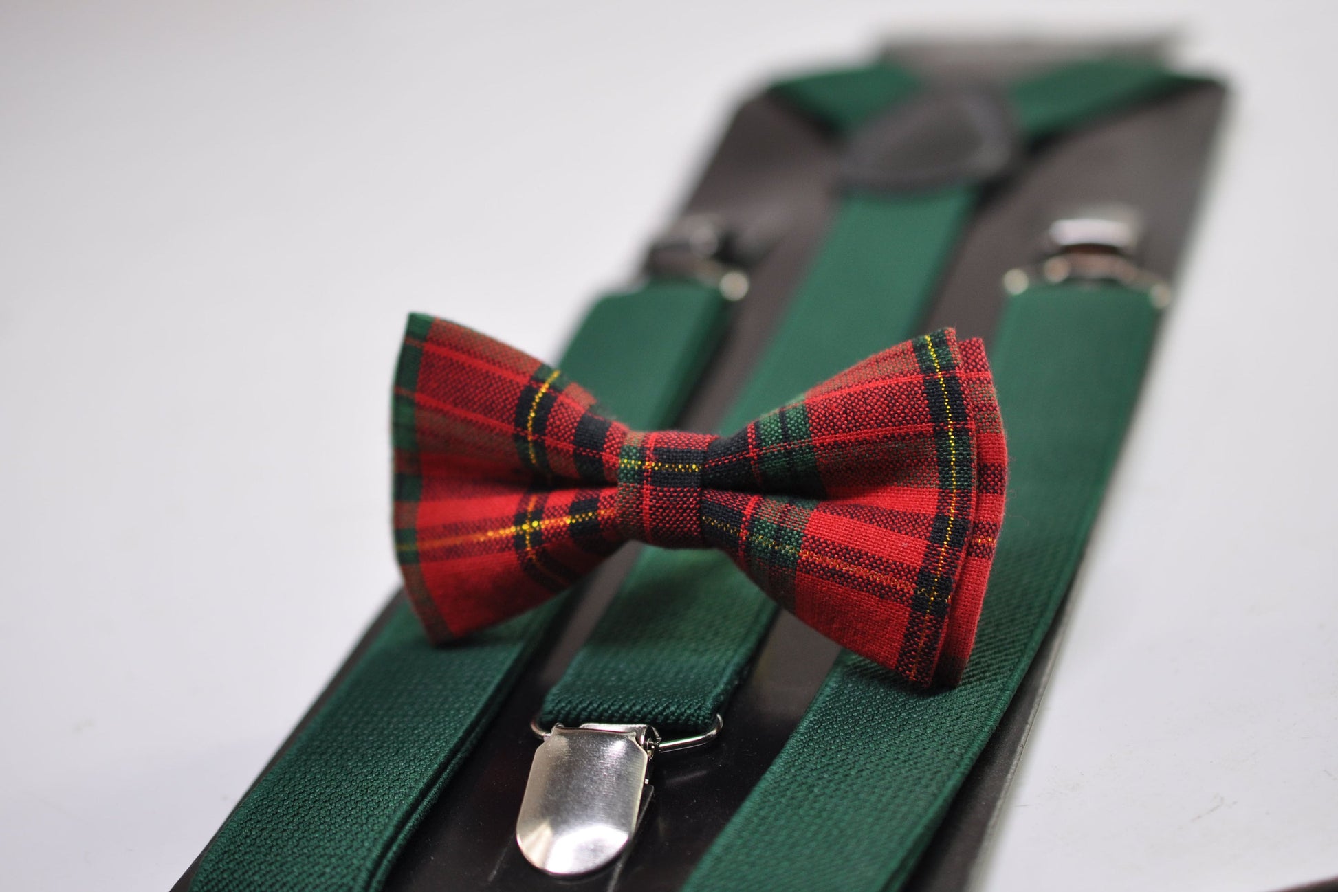 Red Green Gold Tartan Christmas Xmas Bow tie + Emerald Green Suspenders Cuff links Cufflinks for Men /Youth/ Boys / Baby Infant Toddler