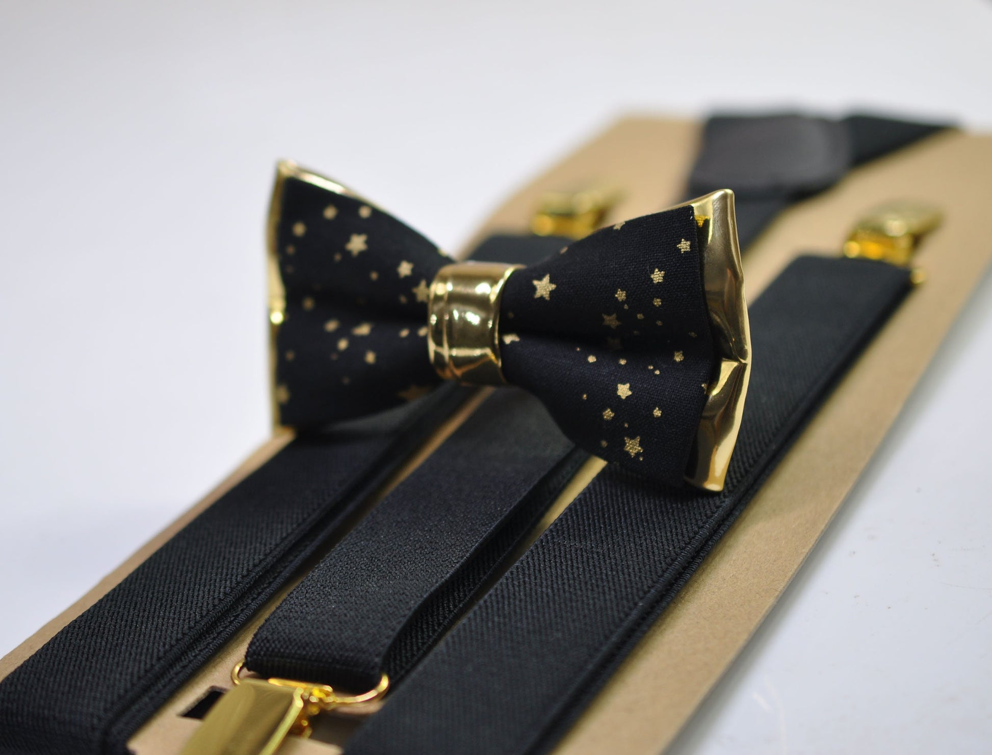 Black Gold Golden Stars Christmas Xmas Bow tie Bowtie + Black Suspenders Braces Men / Youth/ Boys Kids / Baby Infant Toddler