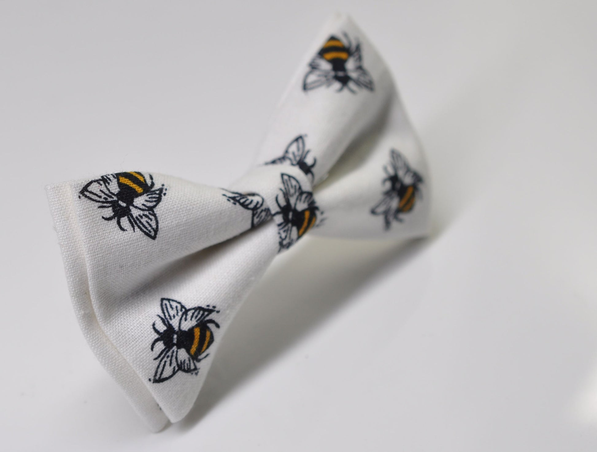 Black Yellow White Bees Bee Print Pretied Bow tie Bowtie+ Black Elastic Suspenders Braces for Men / Youth / Boys Kids / Baby Infant Toddler