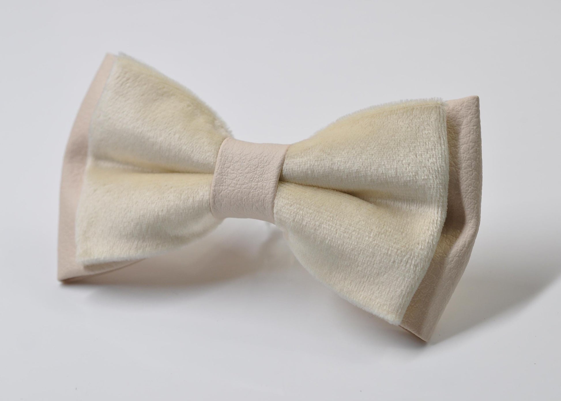 Ivory Pearl White Velvet Faux Leather Bow tie + Matched Gold Soft Velvet Ivory Pocket Square Formal Hanky Handkerchief Men Boys Kids Baby