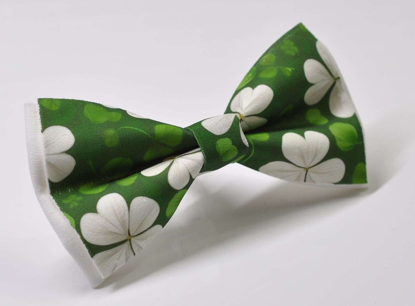 Happy St Patrick’s Day Green Clover Three-leaf Clovers Bow tie + GREEN Suspenders Braces for Men / Youth / Boy Kids / Baby Infant Toddler