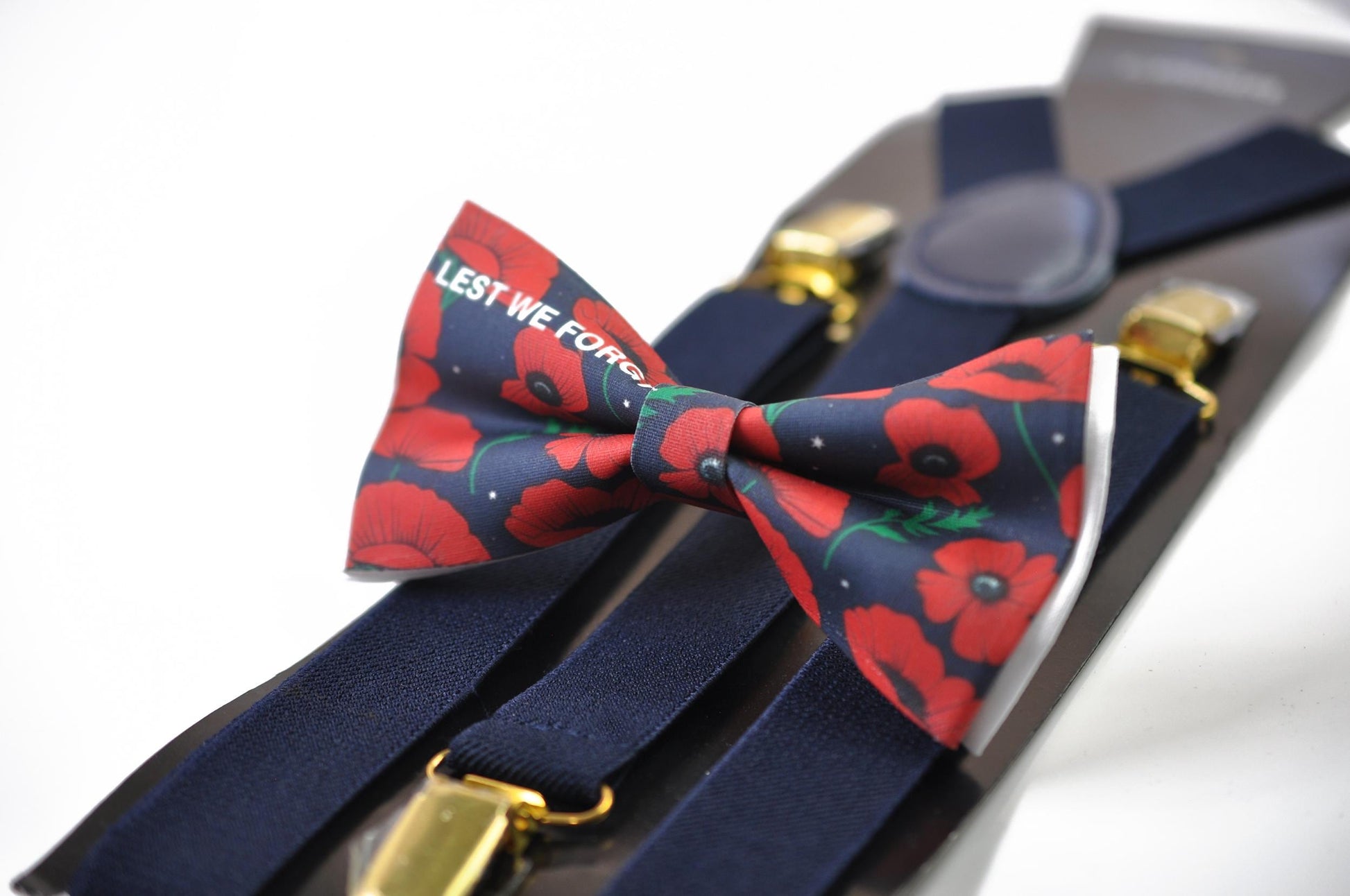 Anzac Day LEST WE FORGET Poppy Cotton Bow tie + Navy Blue Elastic Suspenders Braces for Men / Youth Teenage / Boy Kids / Baby Infant Todler