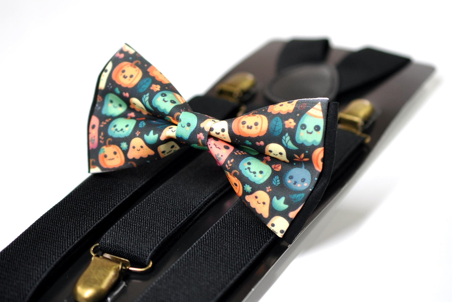 Halloween Cute Ghosts & Pumpkins Bow tie Bowtie + Black Suspenders Braces for Men / Youth Teenage / Boys Kids / Baby Infant Toddler
