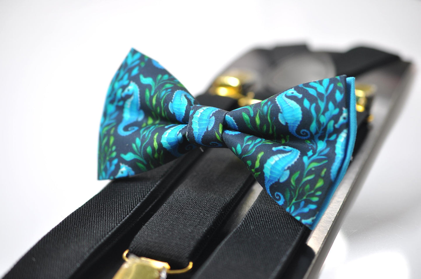 Blue Seahorse & Seaweed Black Bow tie Bowtie + Black Suspenders Braces for Men / Youth Teenage/ Boys Kids / Baby Infant Toddler