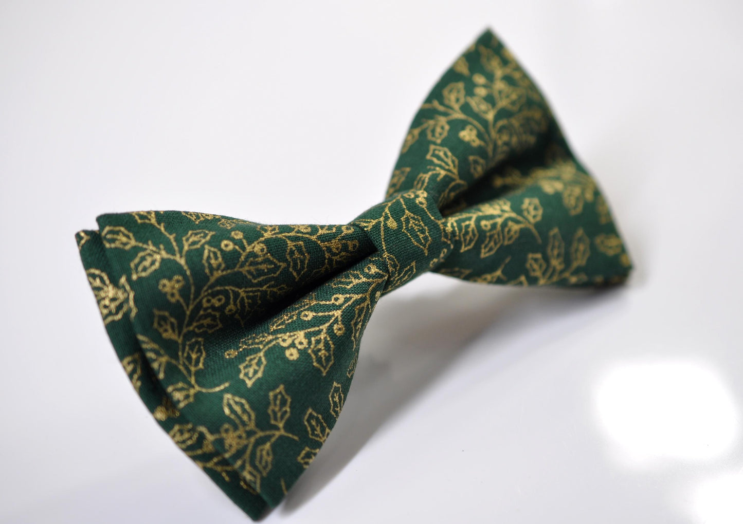 Gold Holly Leaf Green Christmas Xmas Bow tie Bowtie +Green Elastic Suspenders Braces Men /Youth/ Boys Kids / Baby Infant Toddler