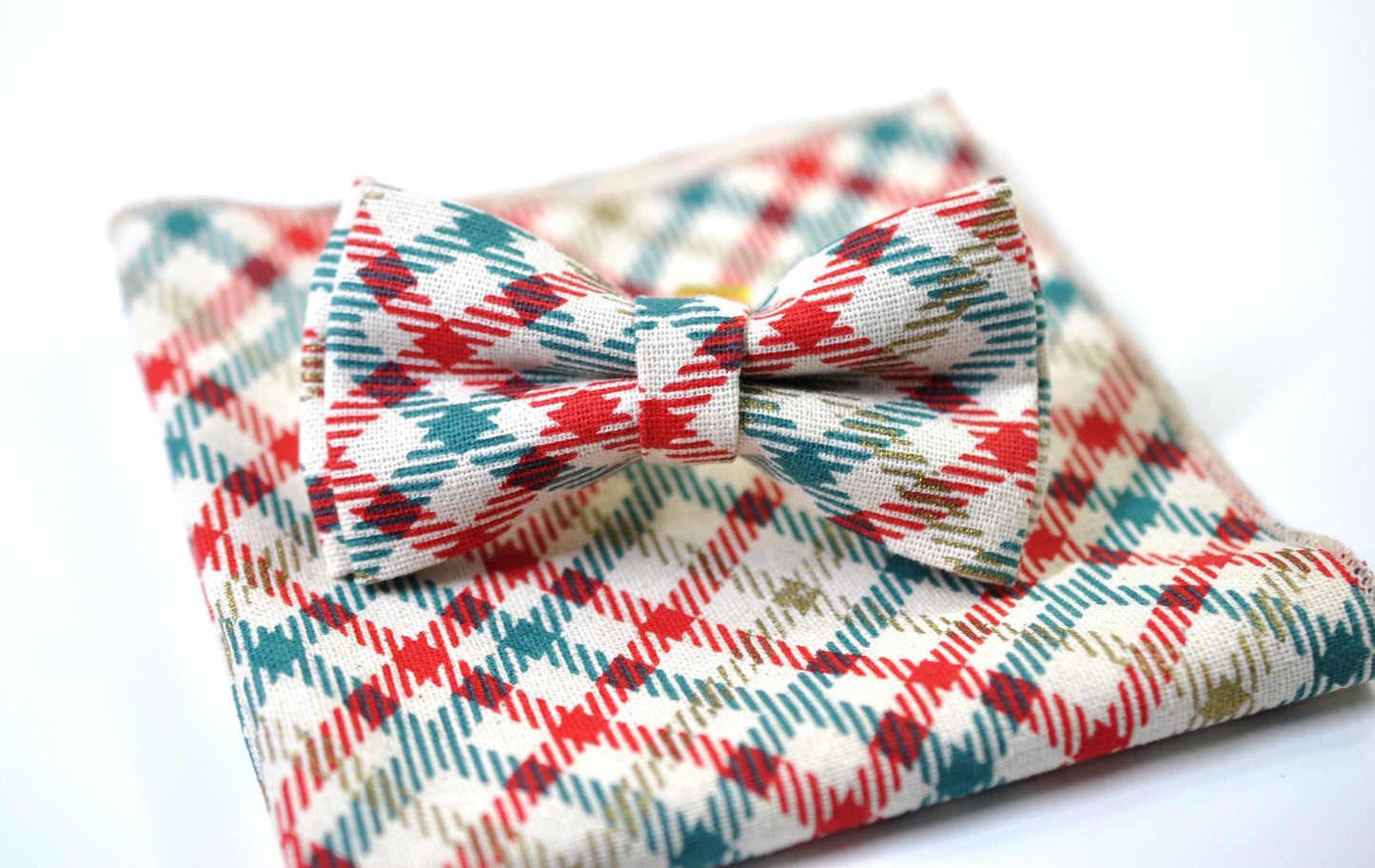 Red Green Plaid Checkered off White Cotton Christmas Bow tie Bowtie Pocket Square for Baby Infant Toddler / Boy Kids / Youth / Men Adult