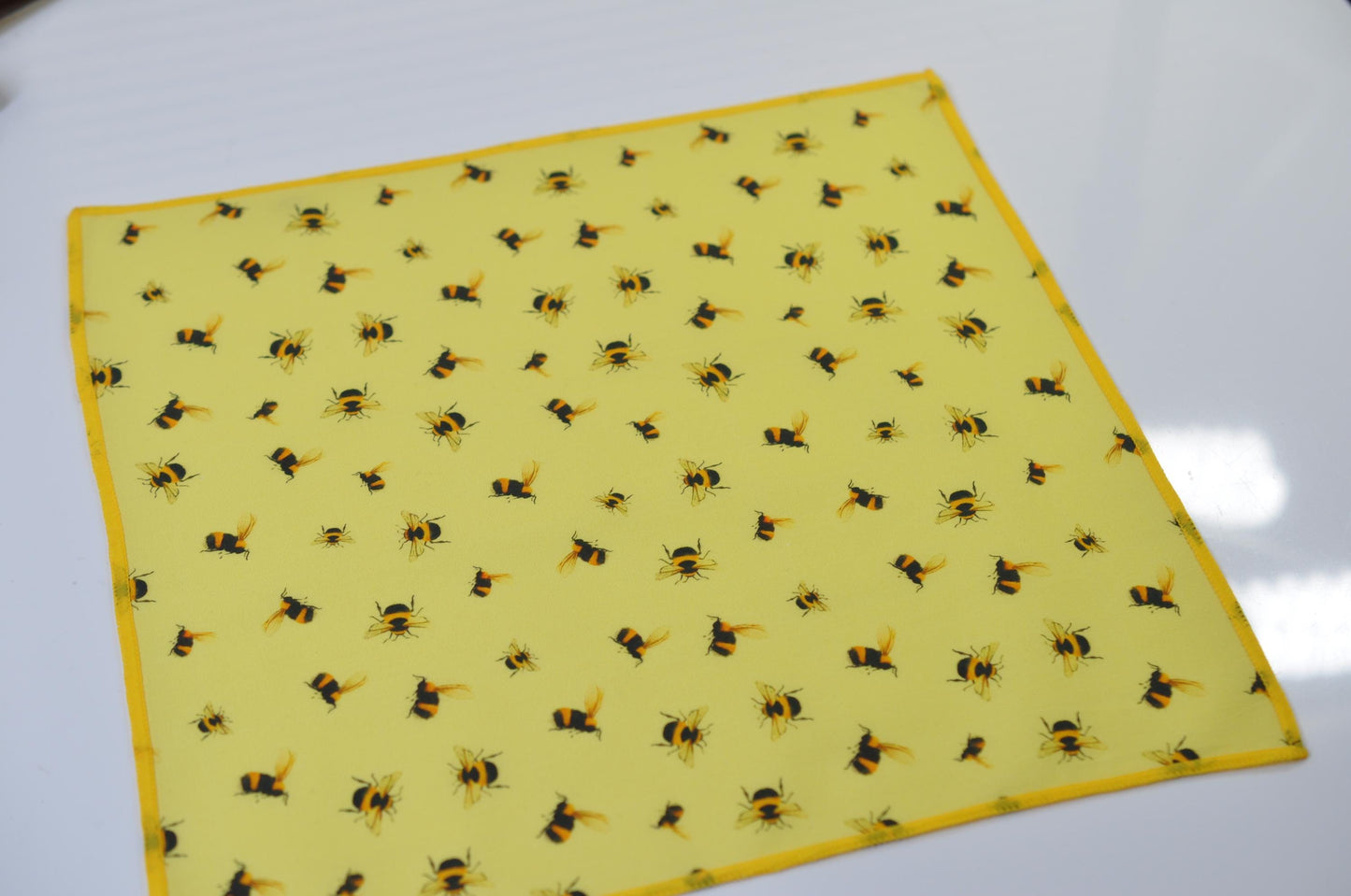 YELLOW BEES Bee Pattern Cotton Bow tie Bowtie + matched pocket Square Hanky Handkerchief Wedding for Men / Youth / Boys Kids / Baby Infant