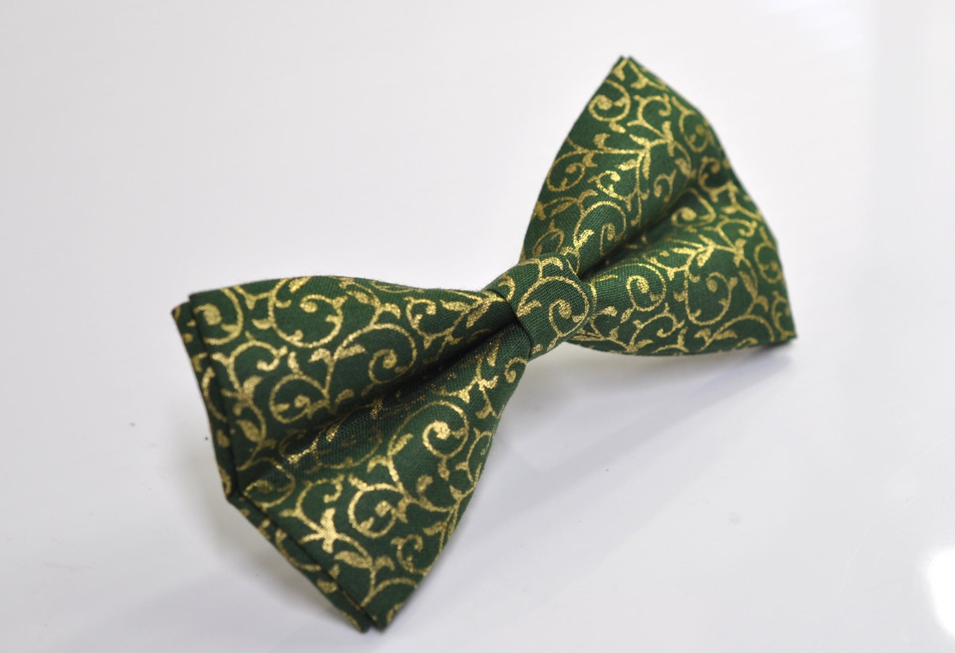 Gold Floral Pattern Christmas Xmas Cotton Green Bow tie Bowtie Pocket Square for Baby Infant Toddler / Boy Kids / Youth / Men Adult