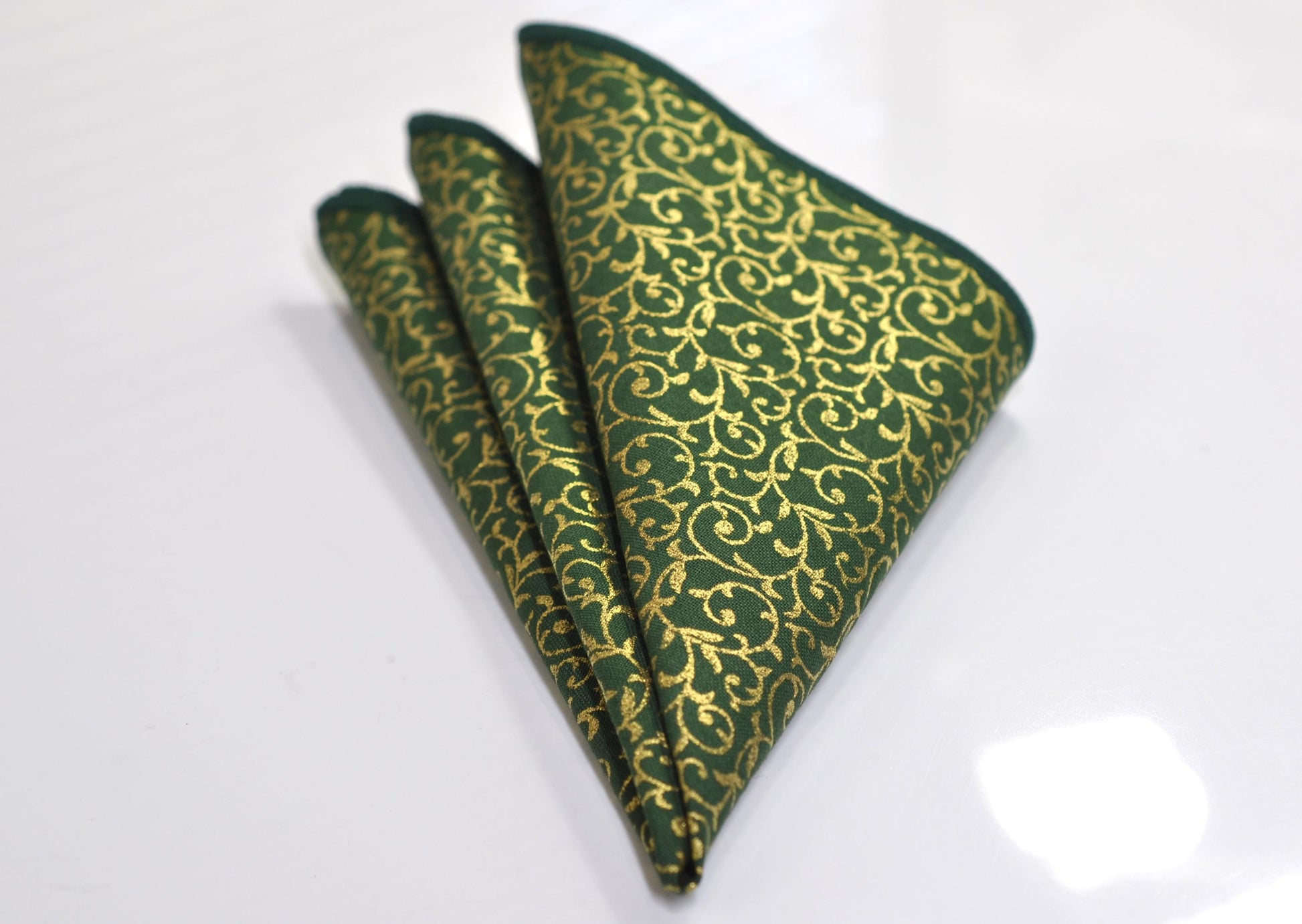 Gold Floral Pattern Christmas Xmas Cotton Green Bow tie Bowtie Pocket Square for Baby Infant Toddler / Boy Kids / Youth / Men Adult