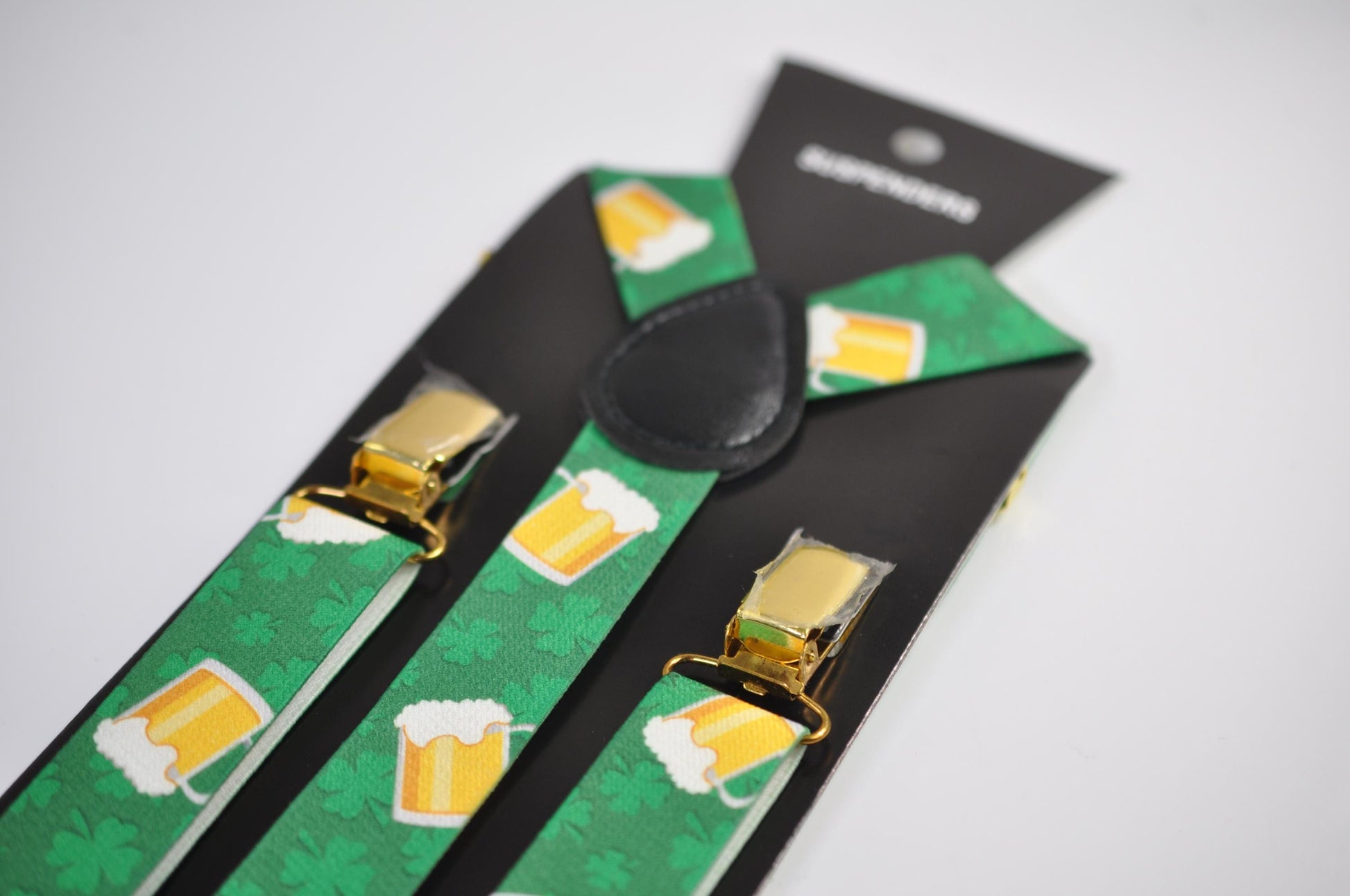 Happy St Patrick’s Day Leprechaun Shamrock Lucky Clovers Bow tie + Beer Mugs Suspenders Braces Men /Youth/ Boy Kids / Baby Infant Toddler