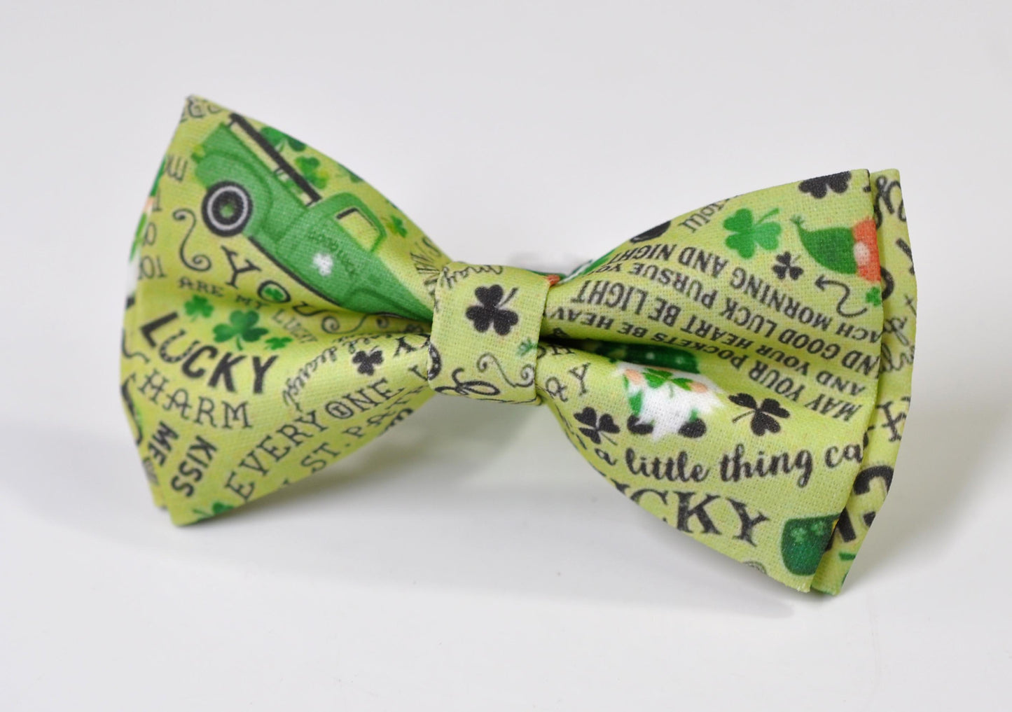 Happy St Patrick’s Day Leprechaun Shamrock Lucky Clovers Bow tie + Beer Mugs Suspenders Braces Men /Youth/ Boy Kids / Baby Infant Toddler