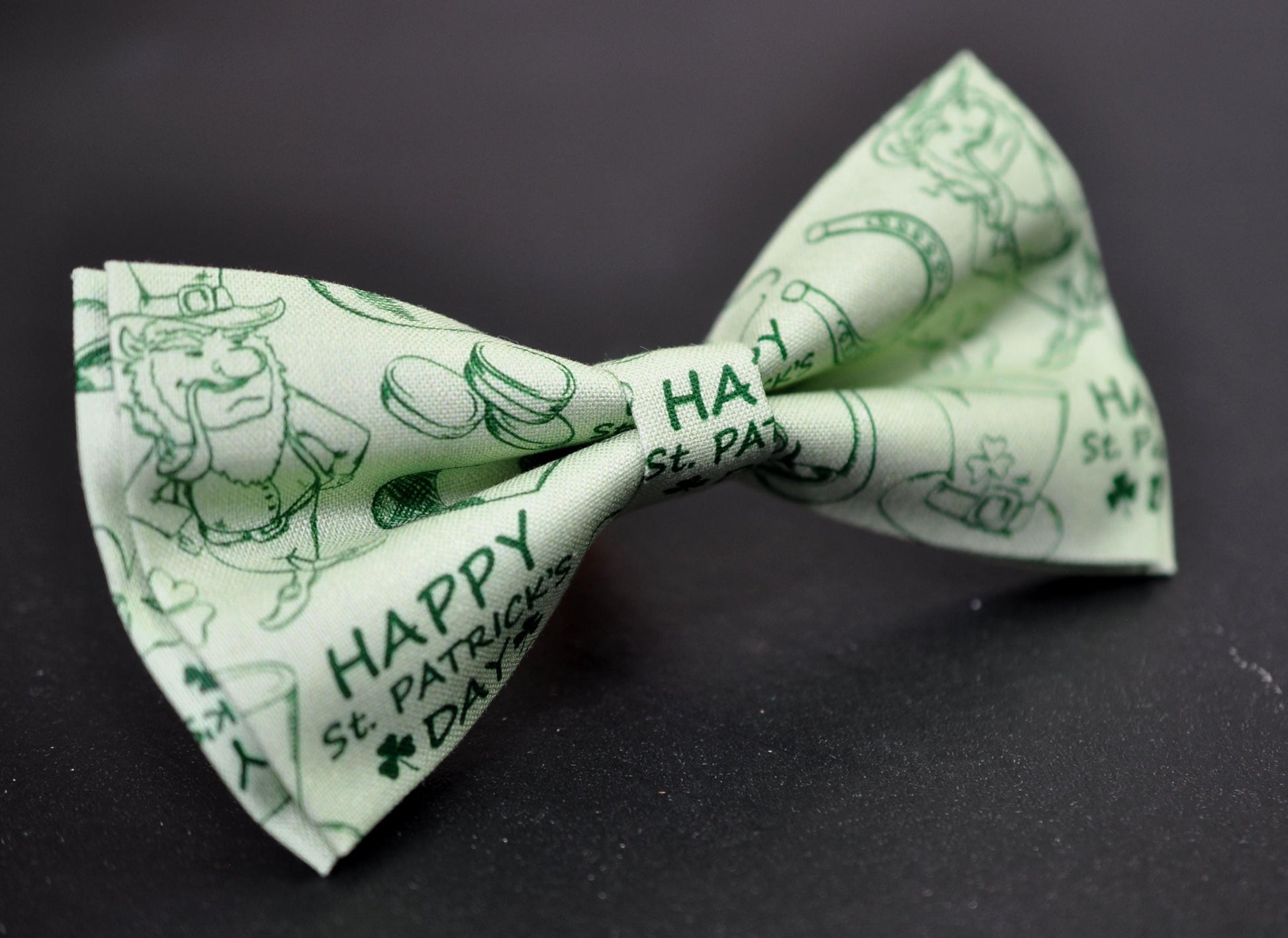 Happy St Patrick’s Day Green Clover Four-leaf Clovers Bow tie + Beer Mugs Suspenders Braces Men /Youth/ Boy Kids / Baby Infant Toddler