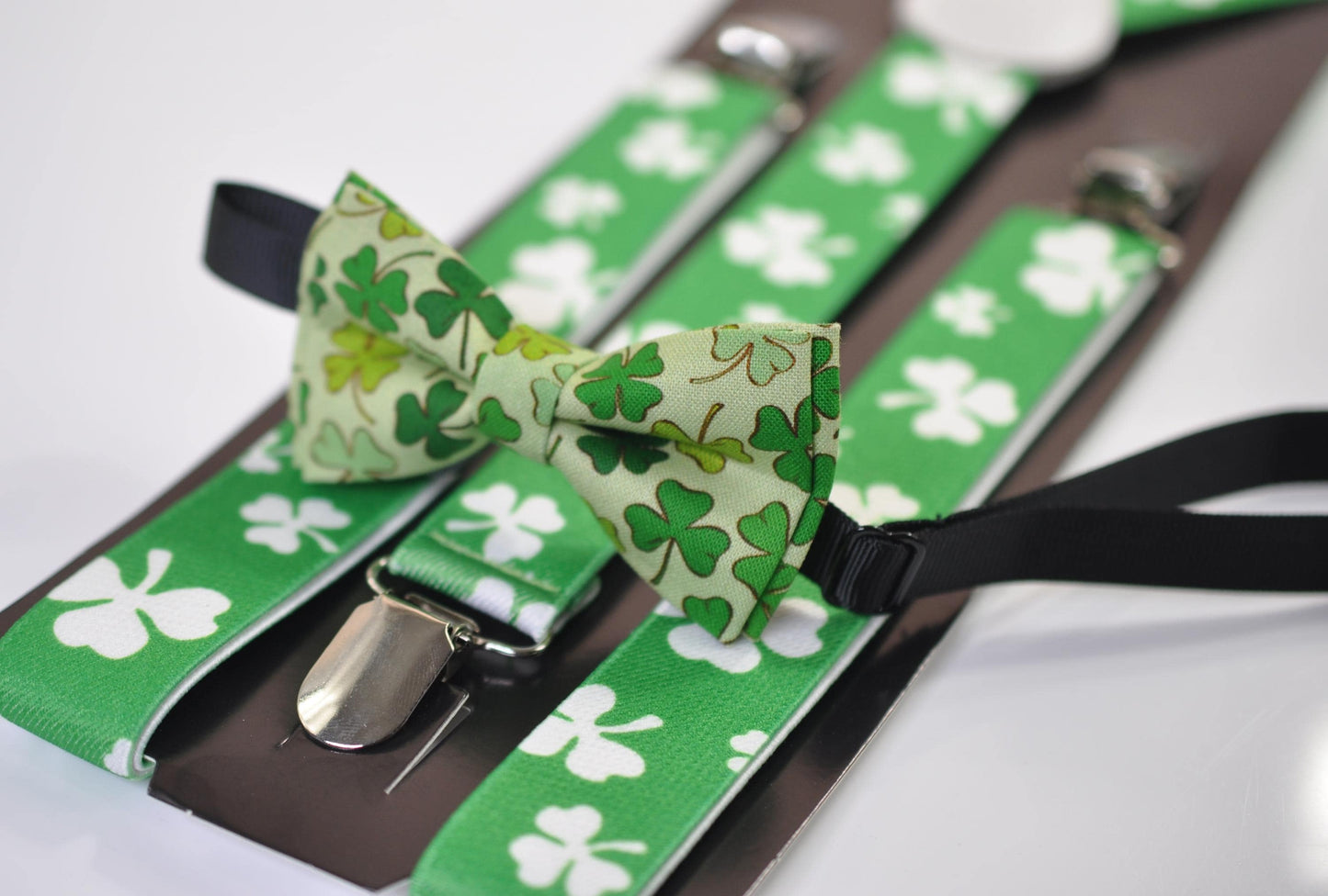 Happy St Patrick’s Day Green Clover Four-leaf Clovers Bow tie + Green White Suspenders Braces Men /Youth/ Boy Kids / Baby Infant Toddler
