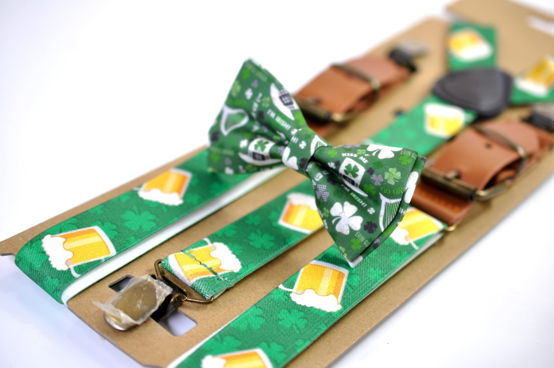 Happy St Patrick’s Day Green Kiss Irish Shamrocks Clovers Bow tie + Beer Mugs Suspenders Braces Men /Youth/ Boy Kids / Baby Infant Toddler