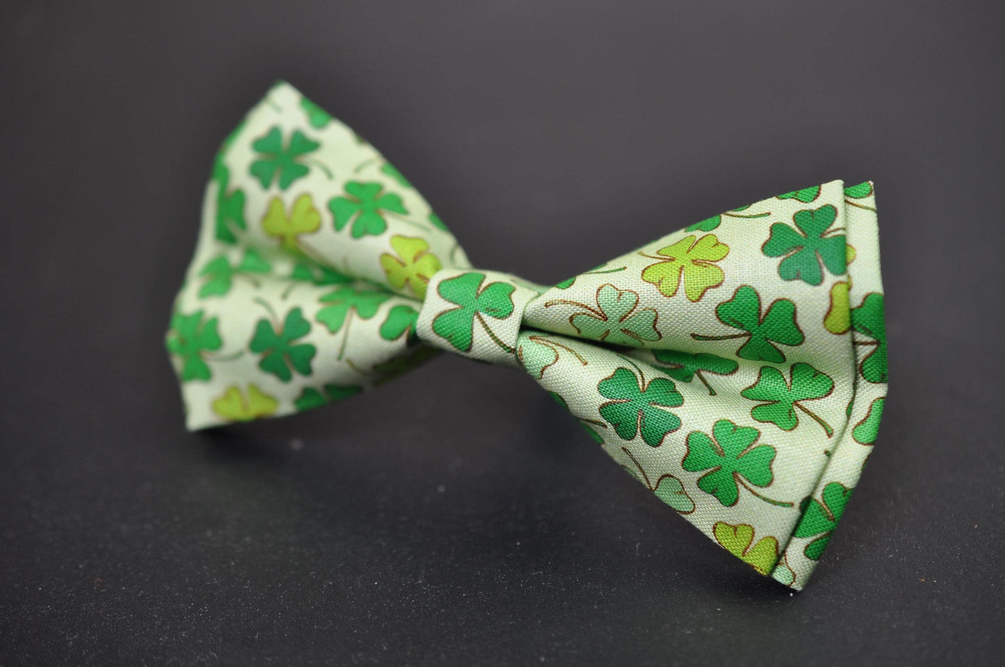 Happy St Patrick’s Day Green Clover Four-leaf Clovers Bow tie + Beer Mugs Suspenders Braces Men /Youth/ Boy Kids / Baby Infant Toddler