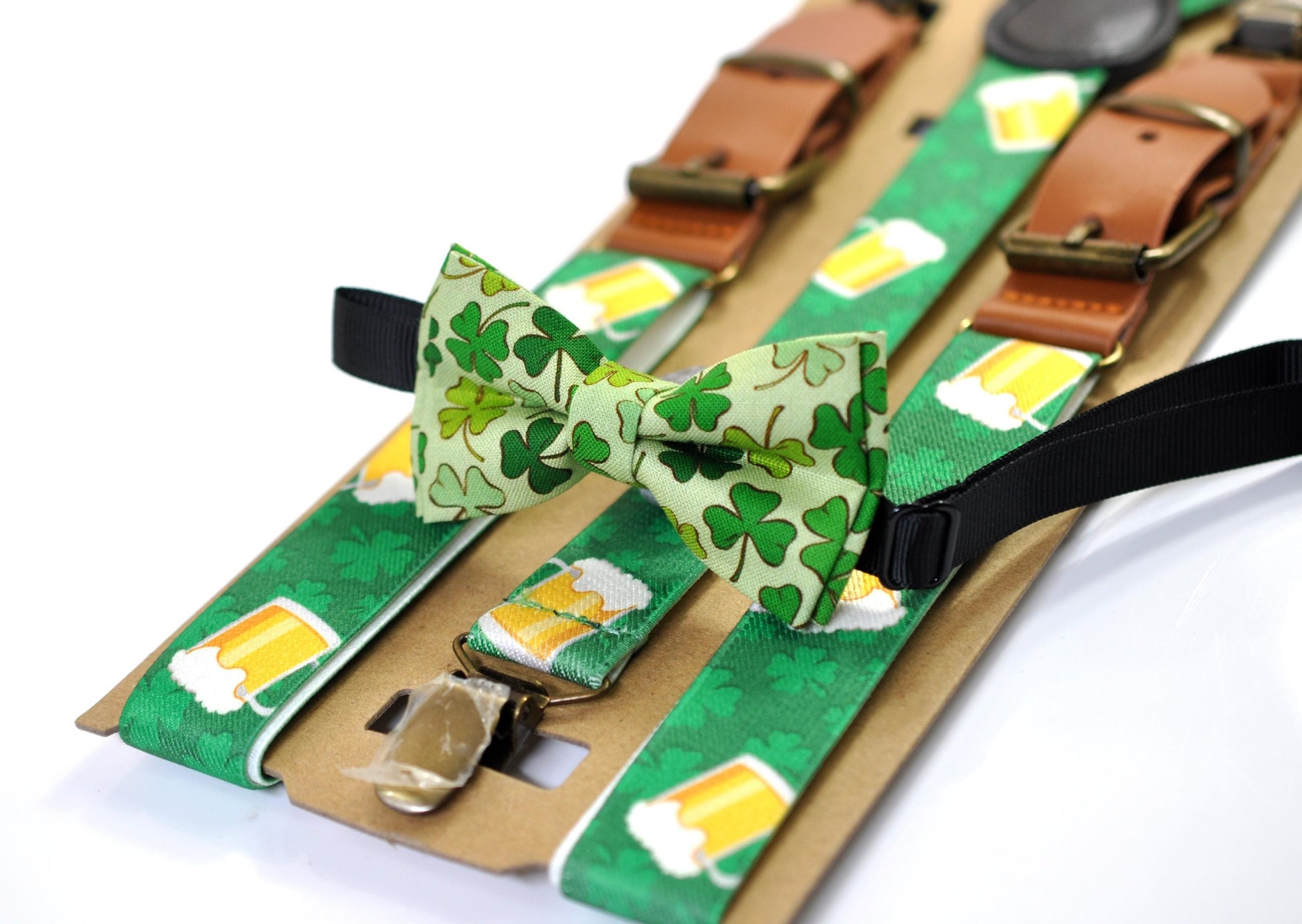 Happy St Patrick’s Day Green Clover Four-leaf Clovers Bow tie + Beer Mugs Suspenders Braces Men /Youth/ Boy Kids / Baby Infant Toddler
