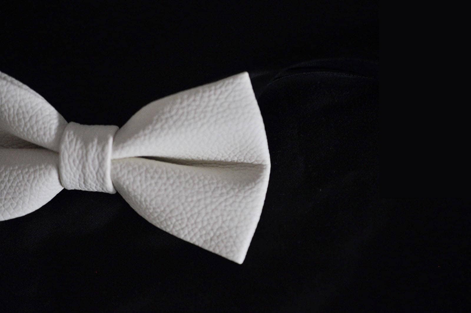 New Men PVC Solid Faux White Matt Faux Leather Bow Tie Bowtie Wedding Party