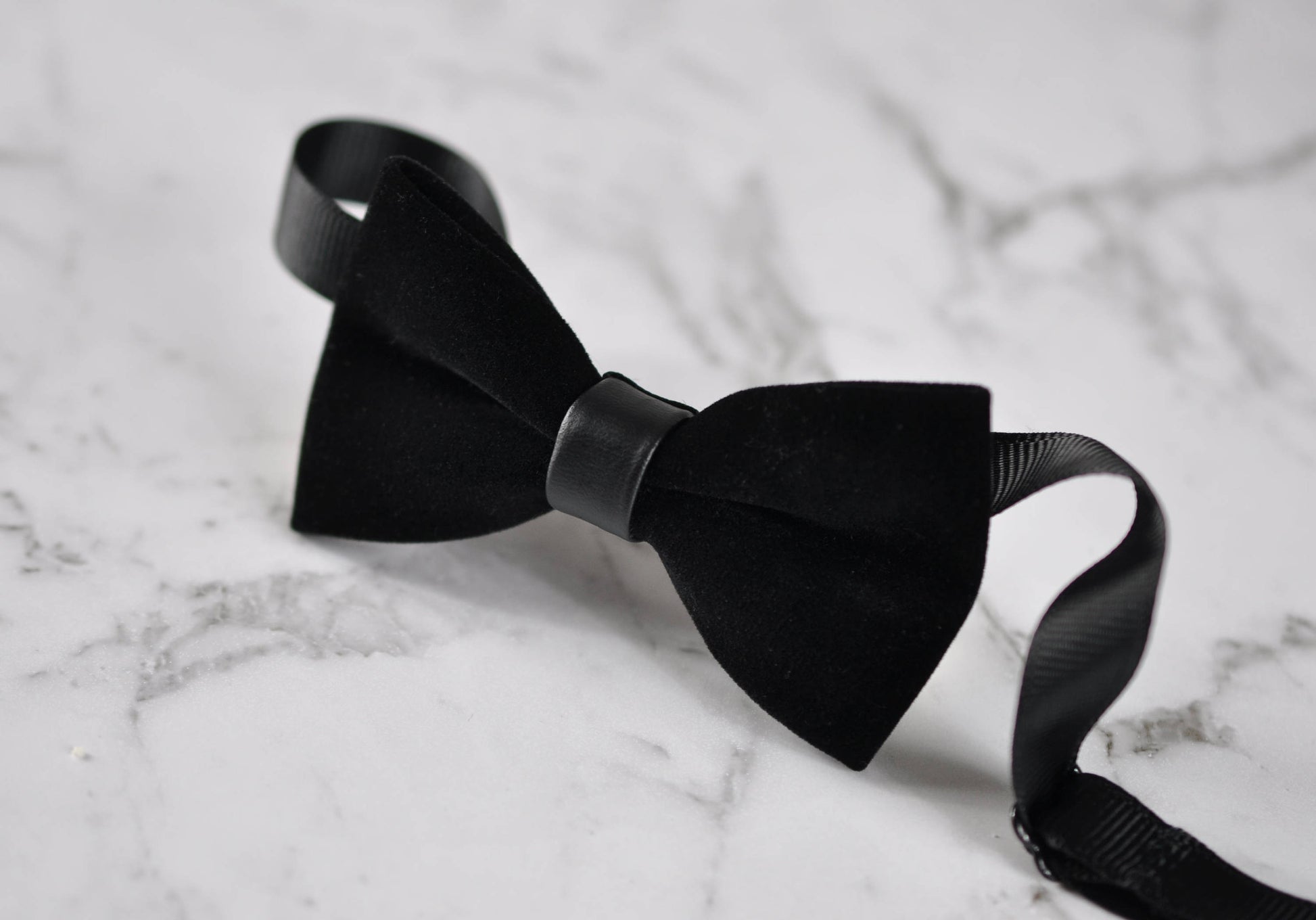 Baby Infant Kids Boy Solid Black Velvet Bowtie Bow Tie 1 to 6 Years Old Wedding Party