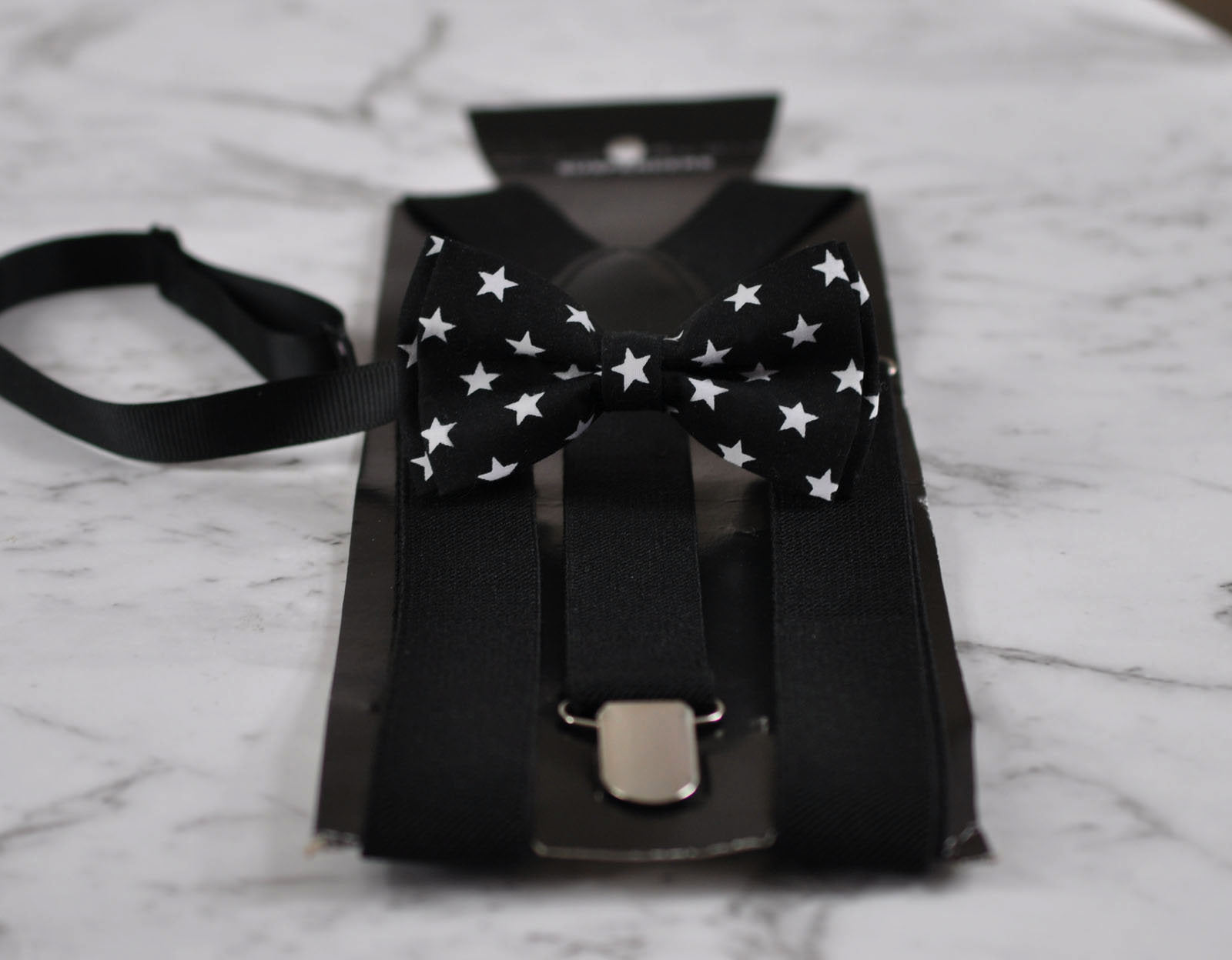 Boy Kids Baby Infant Black White Stars Pattern Cotton Bow Tie and Black Elastic Adjustable Suspenders Braces Sets Fits 1-6 Years Old
