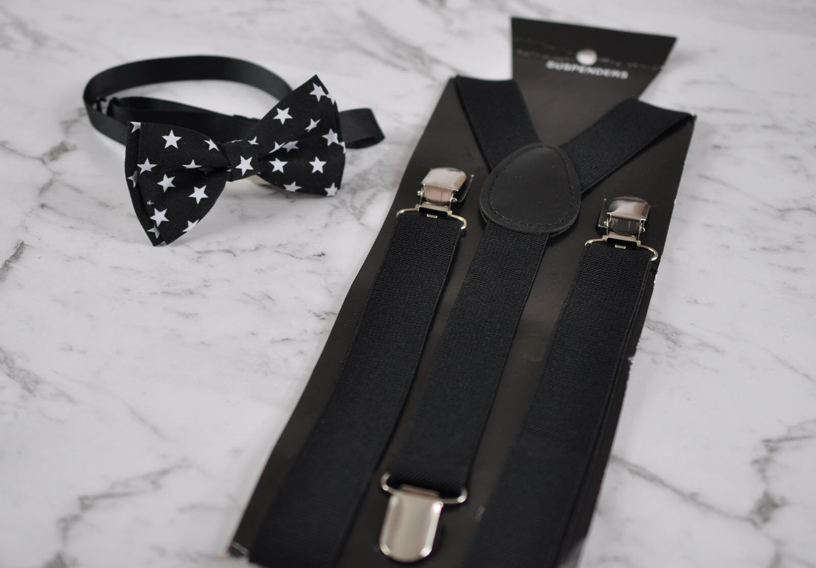 Boy Kids Baby Infant Black White Stars Pattern Cotton Bow Tie and Black Elastic Adjustable Suspenders Braces Sets Fits 1-6 Years Old