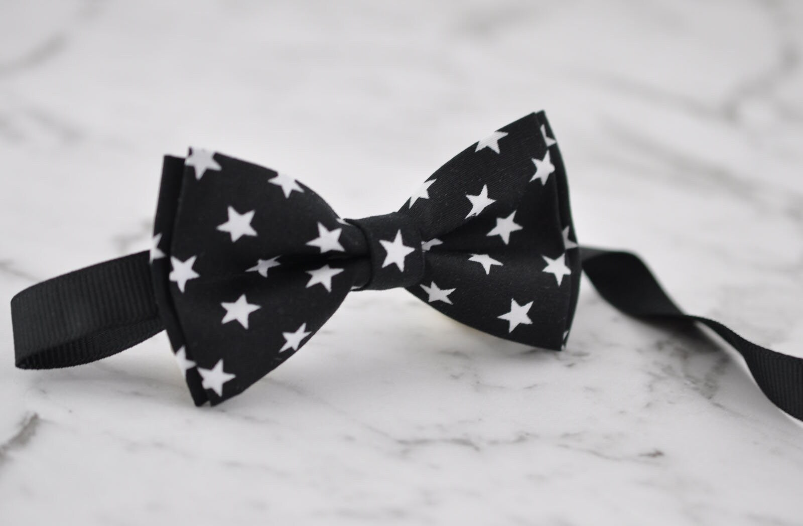 Boy Kids Baby Infant Black White Stars Pattern Cotton Bow Tie and Black Elastic Adjustable Suspenders Braces Sets Fits 1-6 Years Old