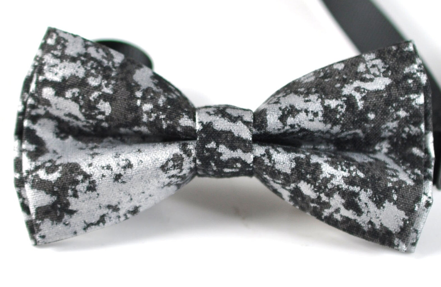 Men Women 100% Cotton Quality Black Metallic Texture Crackle Pattern Handmade Pretied Bow Tie Bowtie Craft Wedding Party