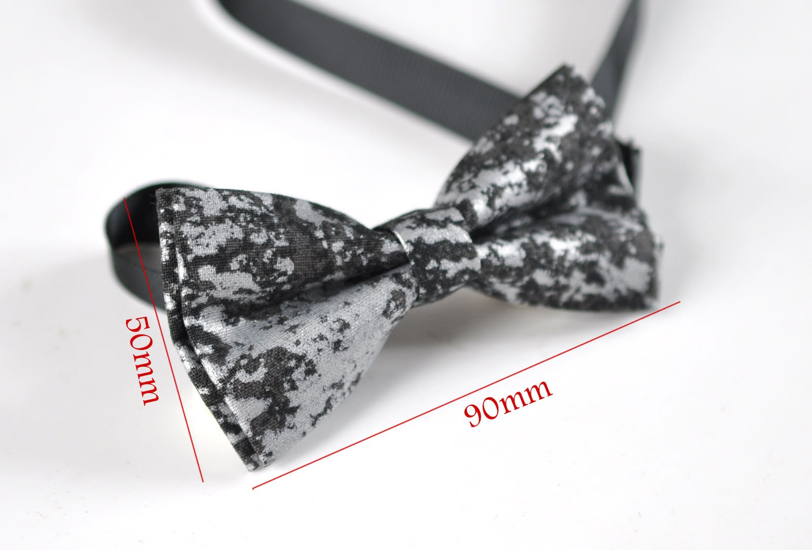 Boy Kids Page Boy Black Metallic Texture Crackle Pattern Cotton Bow Tie + Black Faux Leather Suspenders Braces Set Fits 1-6 Years Old