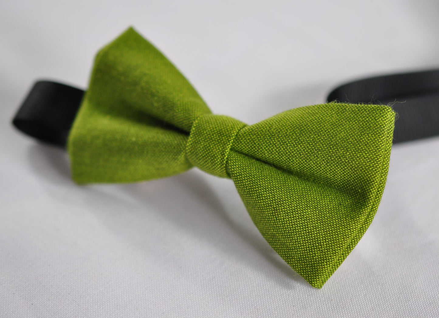 Boy Kids Baby infant Children Page Boy Toddler 100% Cotton Mottled Green Tea Matcha Green Color Bow Tie Bowtie Wedding 1-6 Years Old