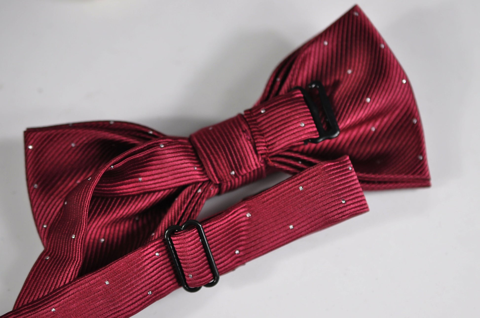 Mens Wine Red Burgundy Dark Red Yarn-dyed Polyester Silk Bow Tie and Pocket Square Hanky Handkerchief Dots Pattern for Wedding Party