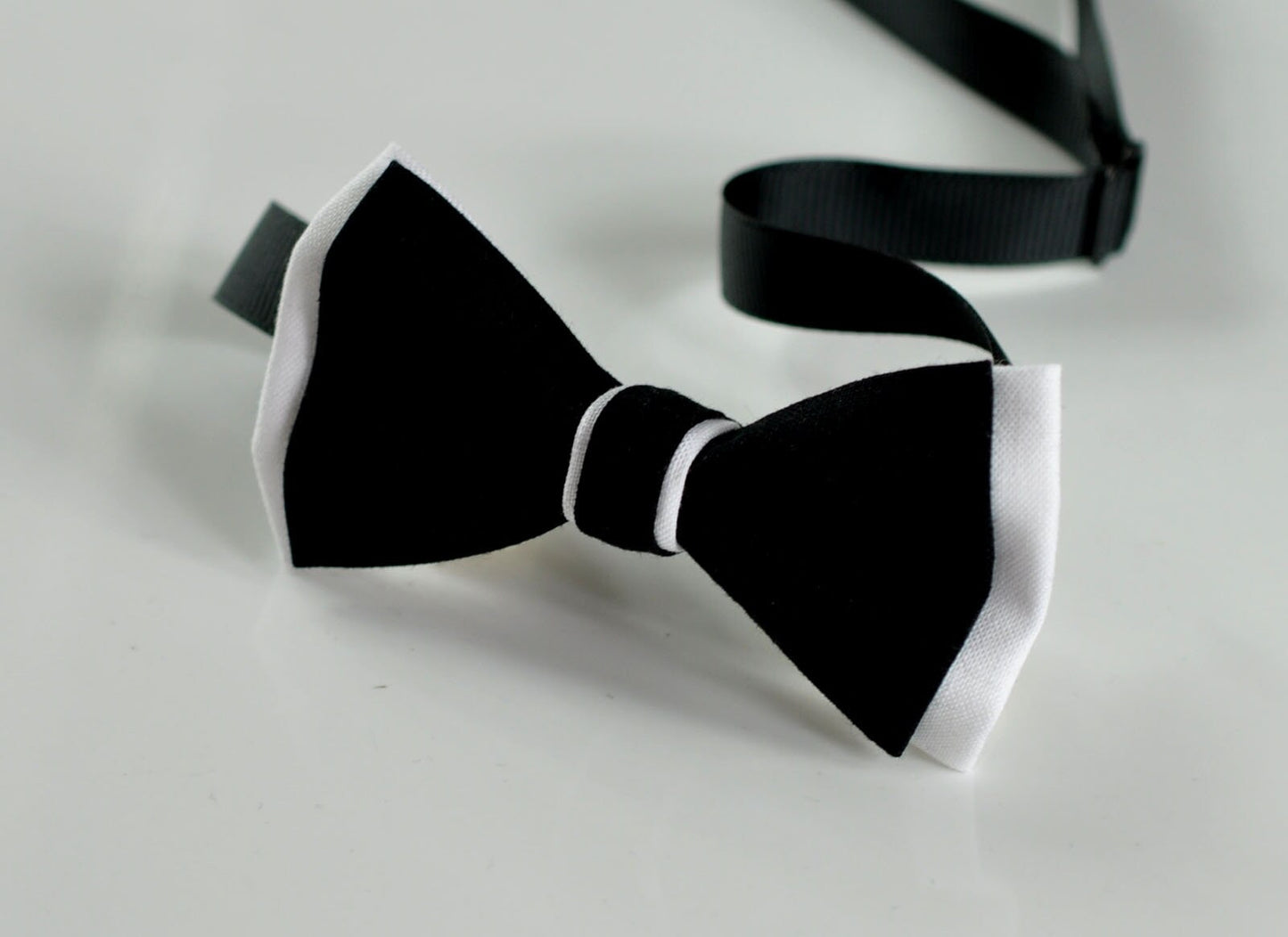 Black White Cotton Bow tie + Black White Grids Elastic Faux Leather X-Back Suspenders Braces for Baby Toddler infant Weddding 1-6 Years Old