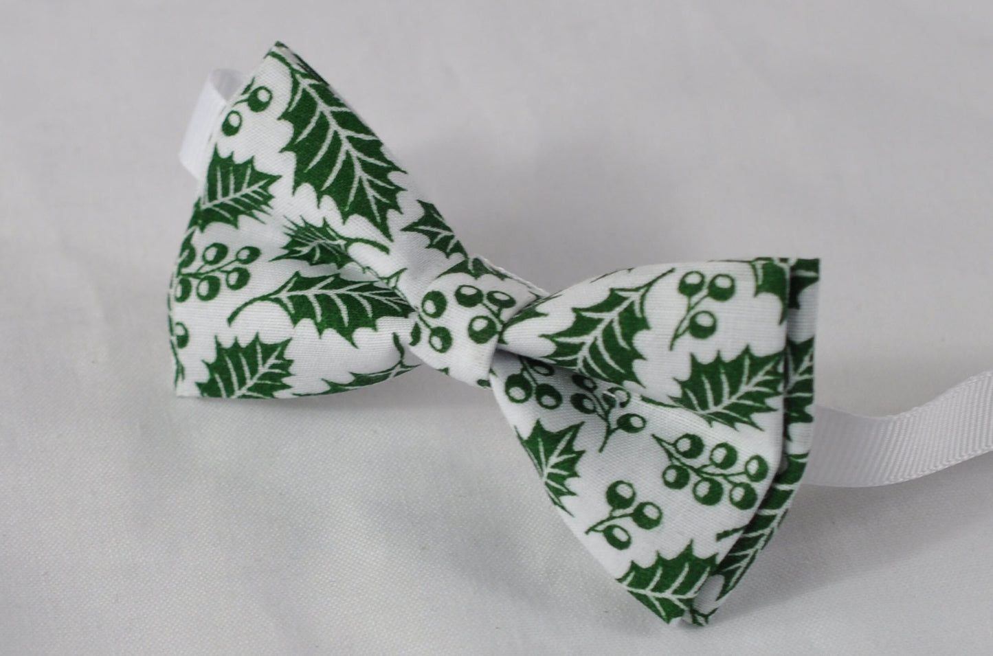 White Green Maple Leaf Leaves Xmas Christmas Bow tie + Light Blue Suspenders Braces Men Adult / Youth Teenage / Boy Kids / Baby Infant