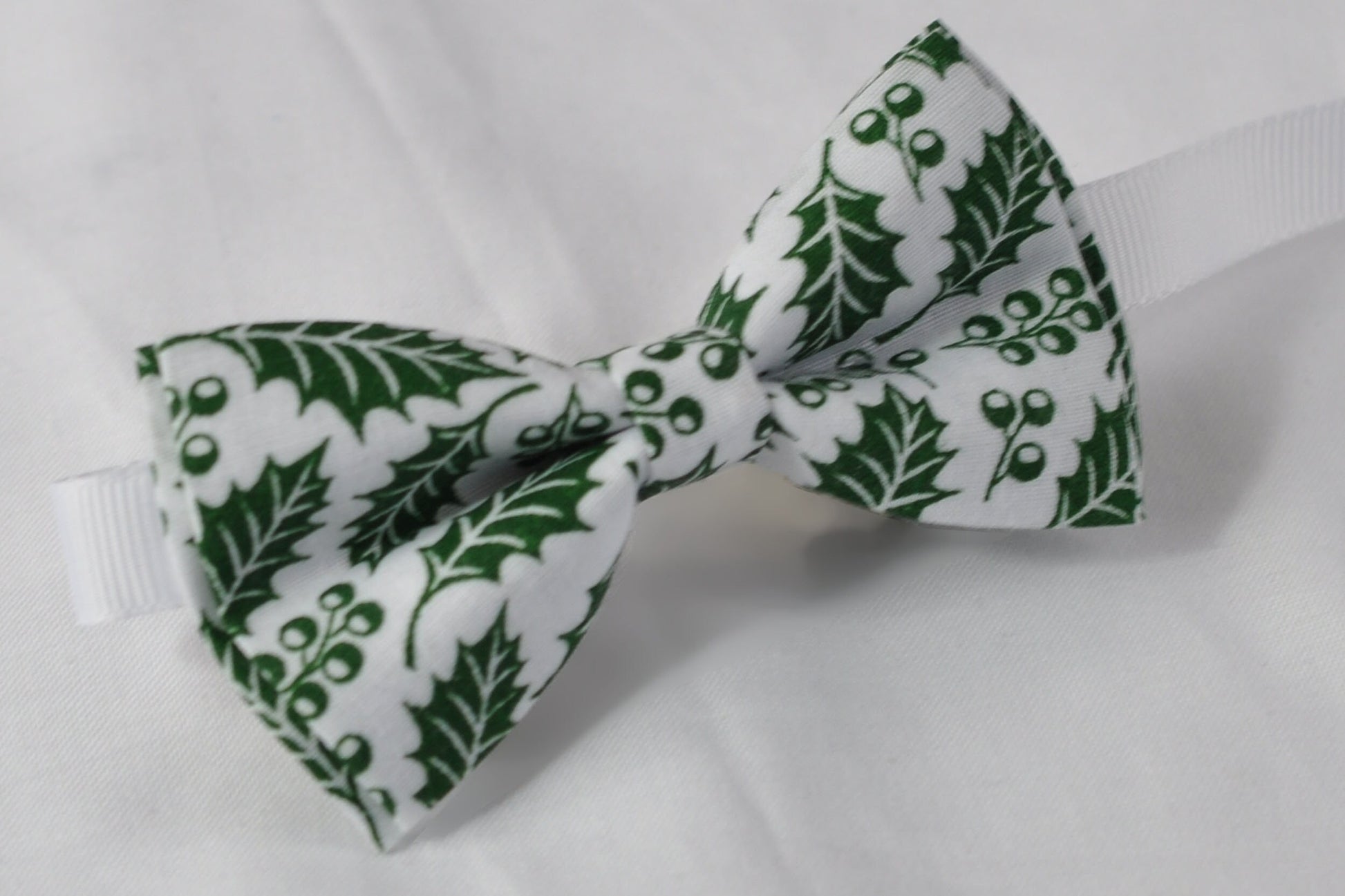 White Green Maple Leaf Leaves Xmas Christmas Bow tie + Light Blue Suspenders Braces Men Adult / Youth Teenage / Boy Kids / Baby Infant