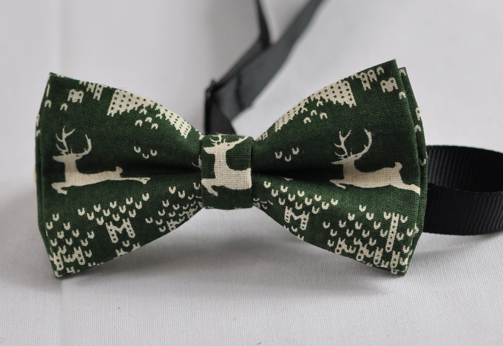 Xmas Christmas Elk Deer Dark Emerald GREEN 100% Cotton Pretied Bow Tie for Men Adult / Youth Teenage / Boy Kids / Baby Infant Toddler