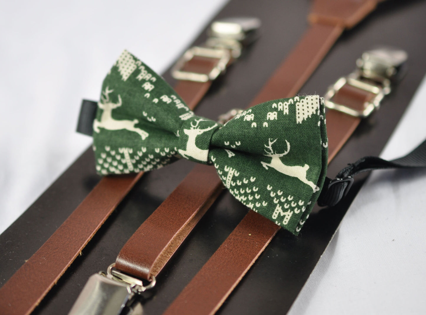 Xmas Christmas Deer Elks ELK Green Bow Tie Bowtie + Brown Faux Leather Skinny Suspender Braces for Youth Teenage / Kids Boy / Infant Baby