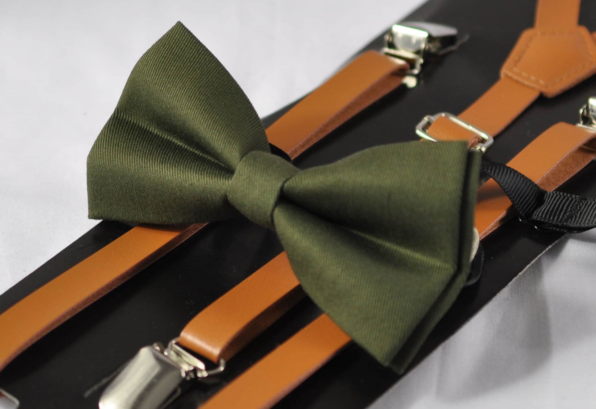 Olive Green Army Green Cotton Bow tie + Tan Brown Skinny Faux Leather Suspenders Braces for Youth Teenage / Boy Kids / Baby Infant Toddler