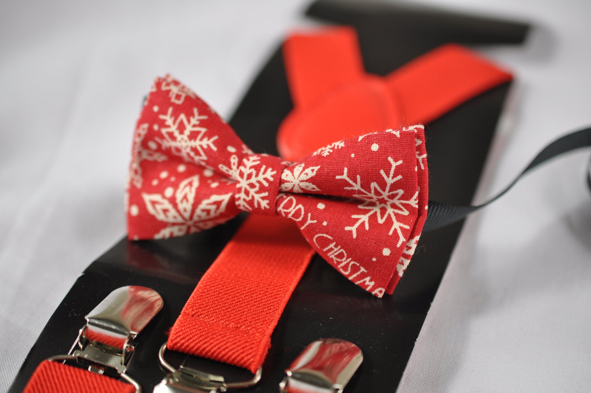 White Snowflake Red Christmas Xmas Cotton Bow tie + Red Elastic Suspenders for Baby infant Toddler / Kids Boy / Youth Teenage / Men Adult