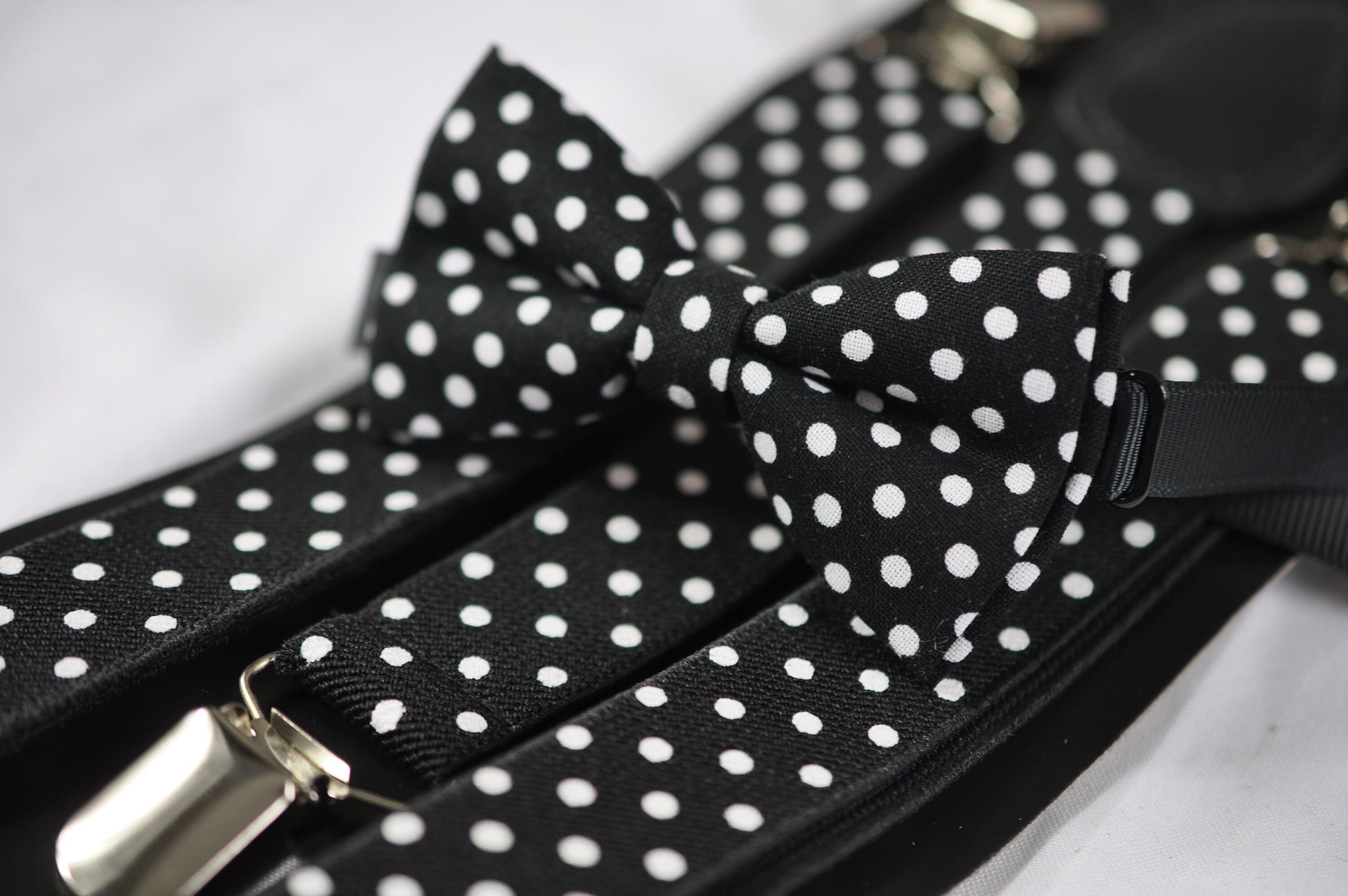 Black White Spots & Stripes Dots Pattern Bow Tie + Matched Elastic Suspenders Braces Baby infant Toddler / Boy Kids / Youth Teenage / Adult