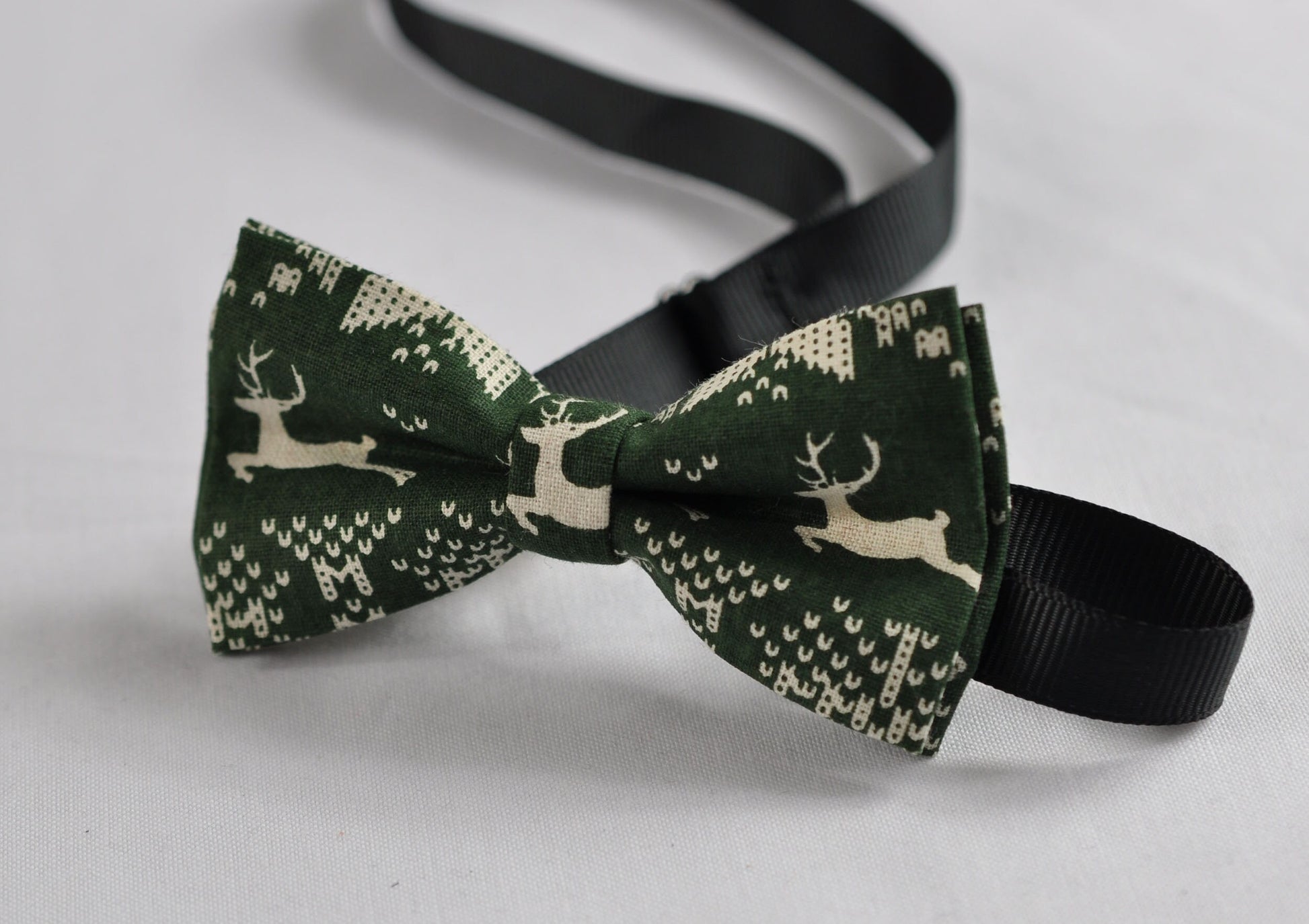 Xmas Christmas Deer Elks ELK Green Bow Tie Bowtie + Emerald Green Elastic Suspender Braces for Men / Youth Teenage / Kids Boy / Infant Baby