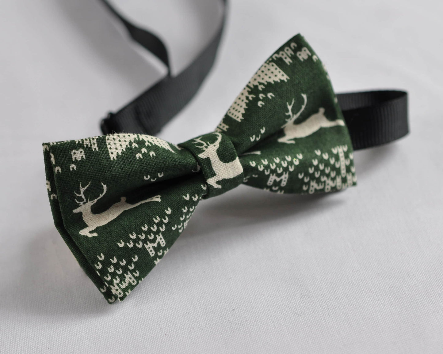 Xmas Christmas Deer Elks ELK Green Bow Tie Bowtie + Emerald Green Elastic Suspender Braces for Men / Youth Teenage / Kids Boy / Infant Baby