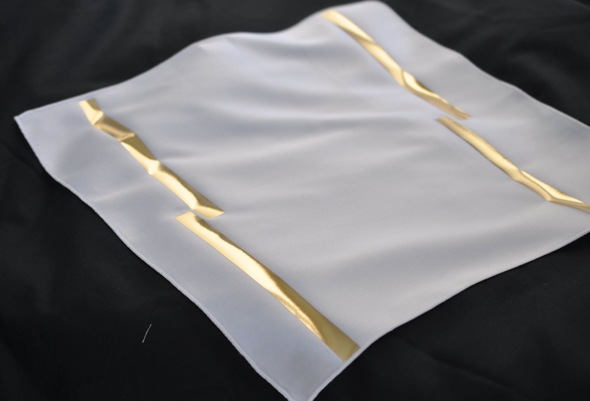 Men Men's Silk White and Gold Shining Handmade Pocket Square for Wedding Formal Hanky Handkerchief