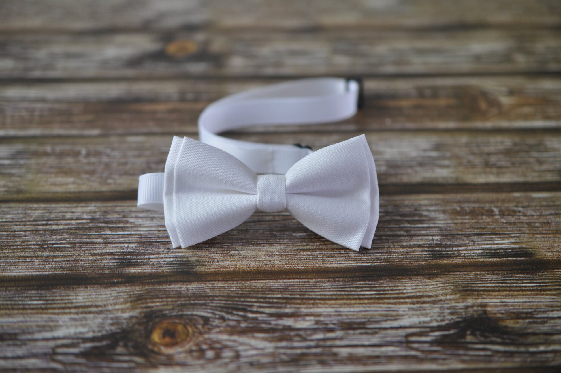 White Cotton Bow tie + Brown Faux Leather Adjsutable Skinny Suspenders Braces for Youth Teenage / Boy Kids / Baby Infant Toddler